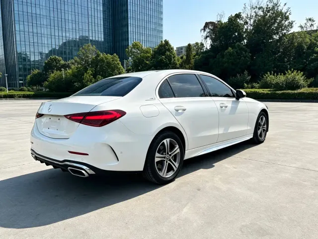 Mercedes-Benz C-Class — Фото автомобиля 4