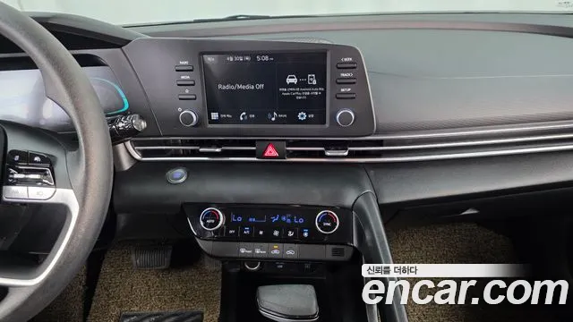 Hyundai AVANTE Новый Avante (CN7) — Фото автомобиля 14