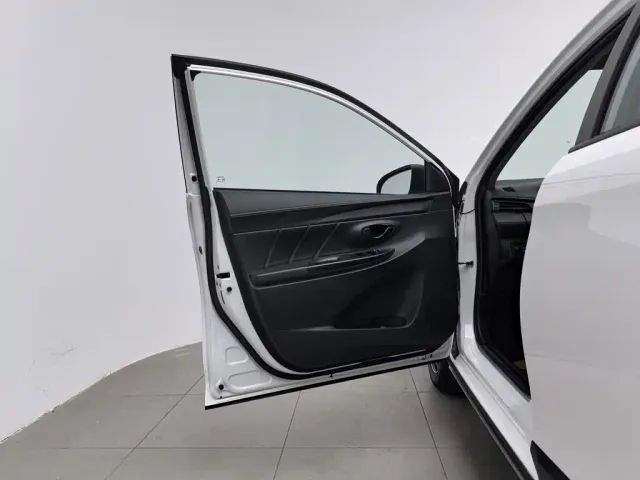 Toyota YARiS L Zhi Xuan — Фото автомобиля 8