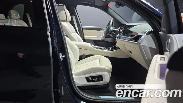 BMW X5 xDrive 40i M Sport — Фото автомобиля 26