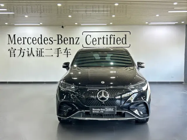 Фотография автомобиля — Mercedes-Benz EQE SUV