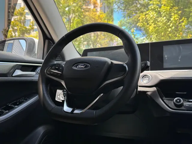 Ford Escort — Фото автомобиля 15