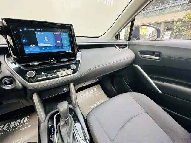 Toyota Corolla Cross — Фото автомобиля 15