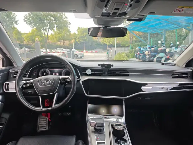 Audi A6L — Фото автомобиля 6