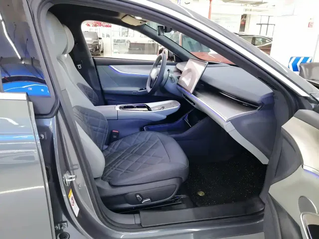 Changan Qiyuan A07 — Фото автомобиля 11