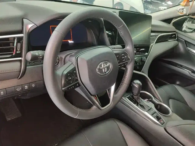 Toyota Camry — Фото автомобиля 10