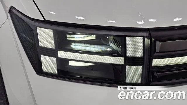 Hyundai Santafe — Фото автомобиля 21