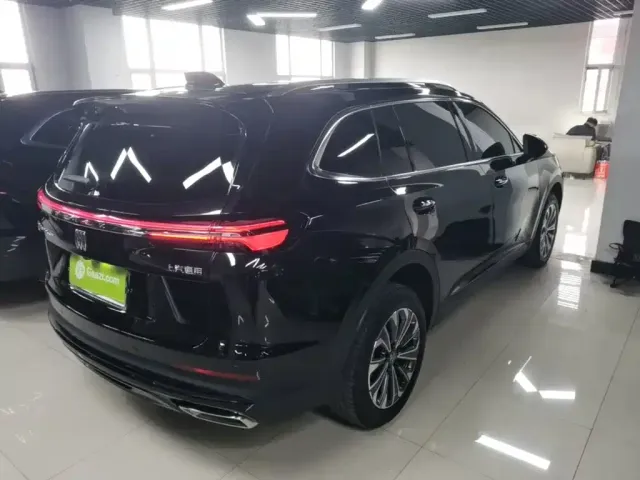Buick Envision Plus — Фото автомобиля 6