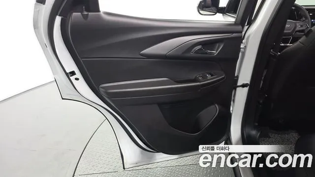 Chevrolet Trailblazer — Фото автомобиля 14