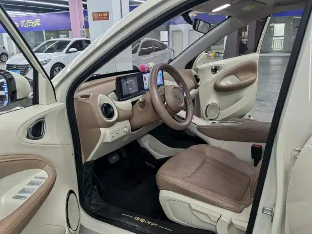 Wuling Bingo — Фото автомобиля 6