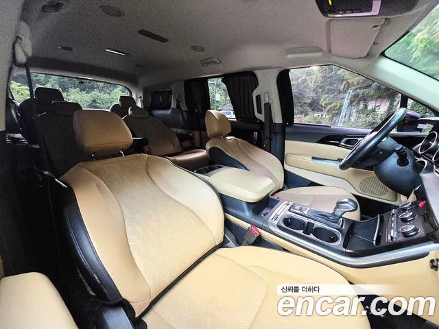 Kia Canival Carnival 4 поколение Бензин 9 мест Prestige — Фото автомобиля 14