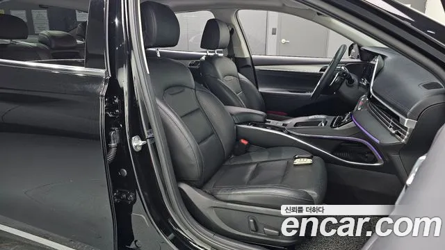 Hyundai Grandeur New — Фото автомобиля 16