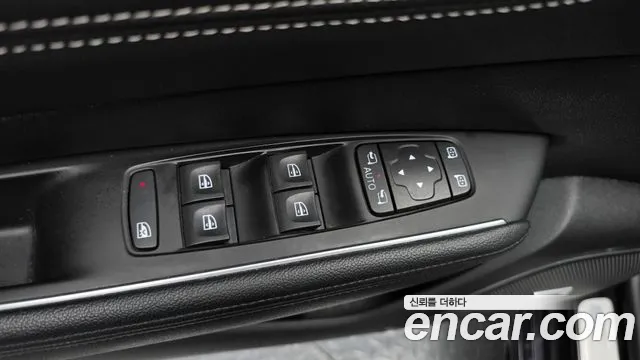 Renault-KoreaSamsung SM6 Новый SM6 — Фото автомобиля 21