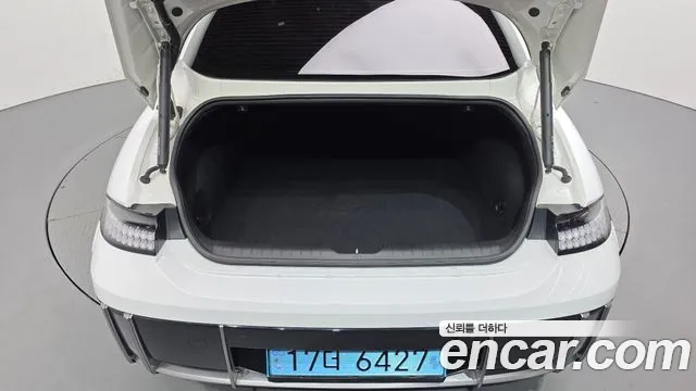 Hyundai Ioniq6 — Фото автомобиля 28