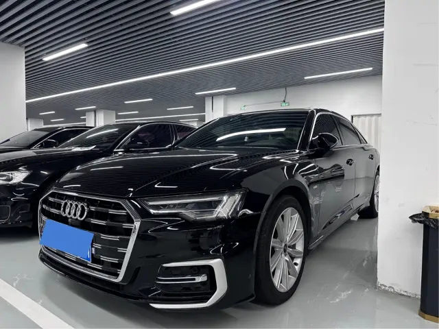 Фотография автомобиля — Audi A6L
