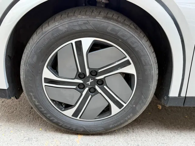 Xpeng G6 — Фото автомобиля 10
