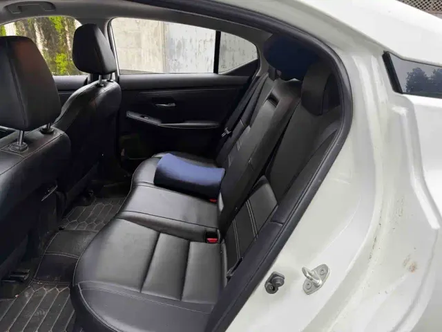 Nissan Sylphy — Фото автомобиля 8