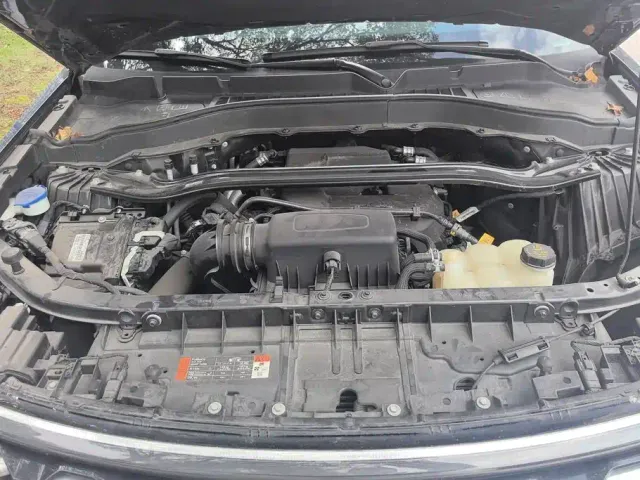 Ford Explorer — Фото автомобиля 10