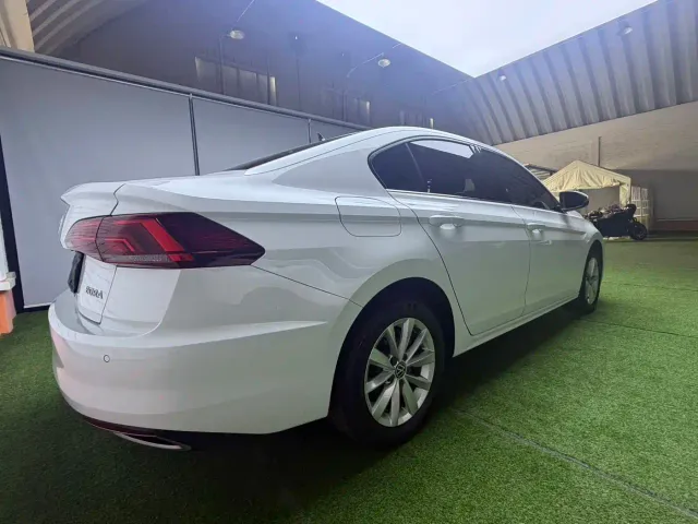 Volkswagen Bora — Фото автомобиля 7