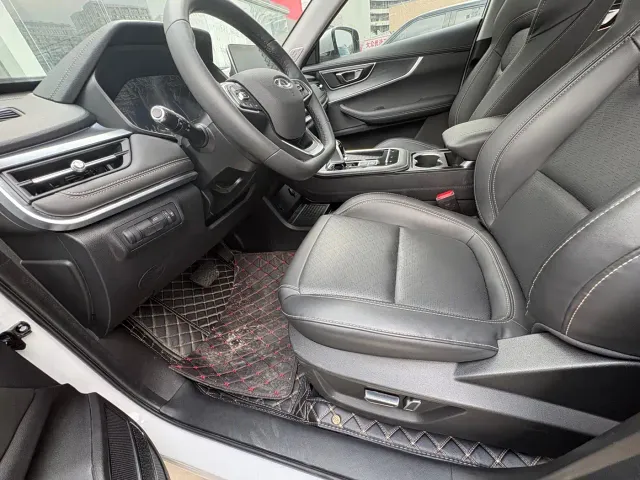 Chery Tiggo 8 — Фото автомобиля 6