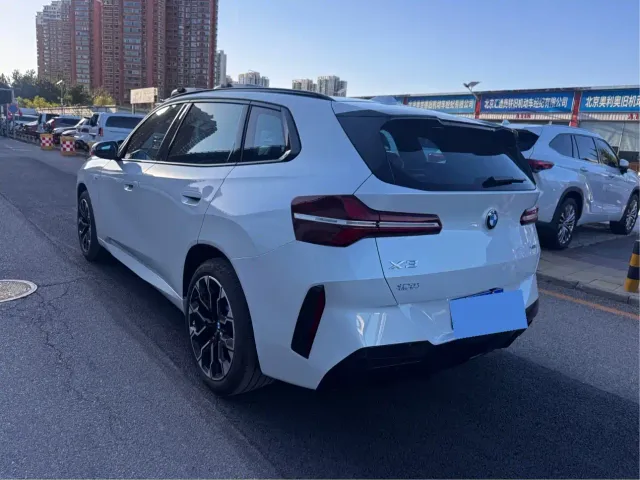 BMW X3 — Фото автомобиля 10