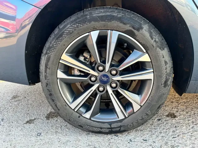 Ford Escort — Фото автомобиля 19