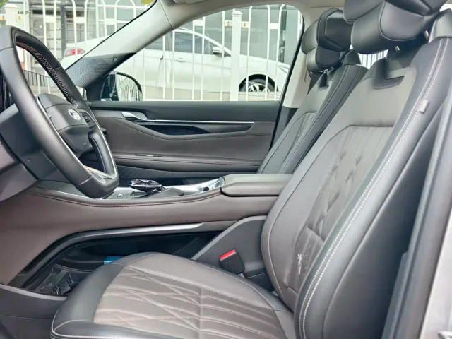 Ford Edge — Фото автомобиля 4