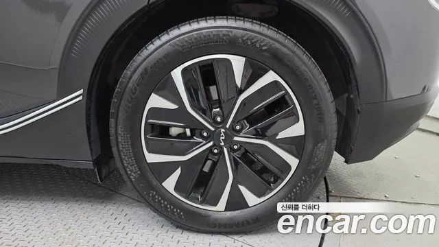 Kia EV6 — Фото автомобиля 18
