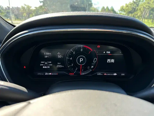 Cadillac CT5 — Фото автомобиля 11