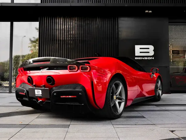 Ferrari SF90 — Фото автомобиля 5