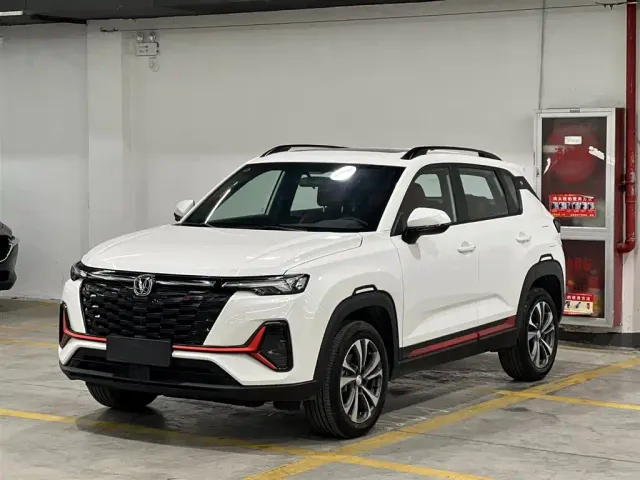 Фотография автомобиля — Changan CS35 Plus