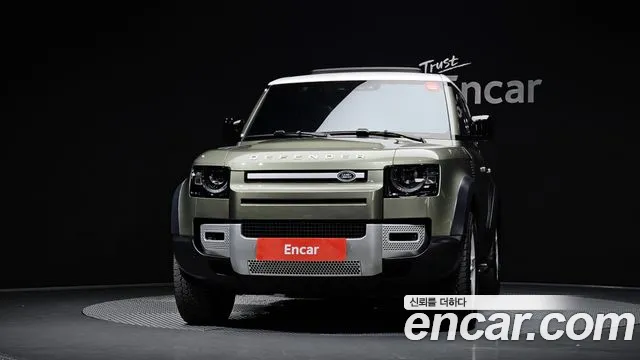 Land Rover Defender — Фото автомобиля 3