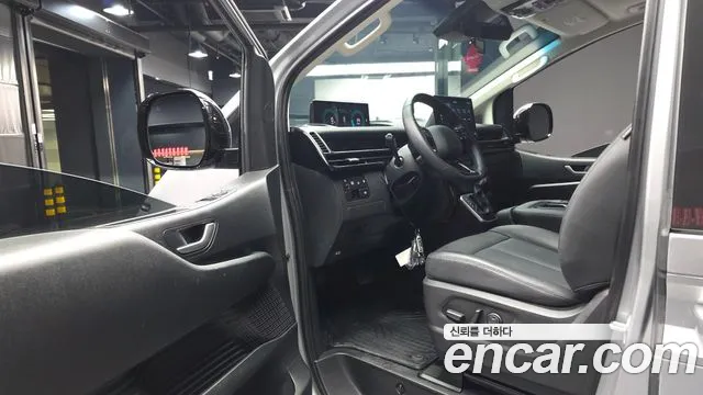 Hyundai Staria New — Фото автомобиля 15