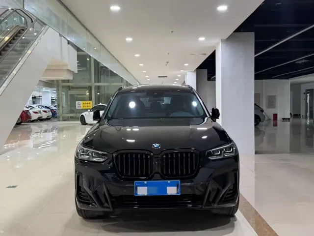 Фотография автомобиля — BMW X3