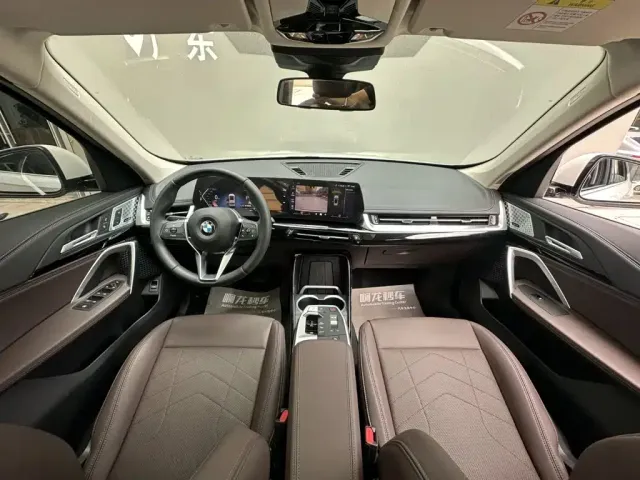 BMW X1 — Фото автомобиля 6