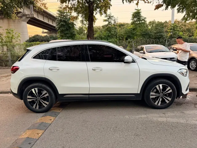 Mercedes-Benz GLA-Class — Фото автомобиля 3