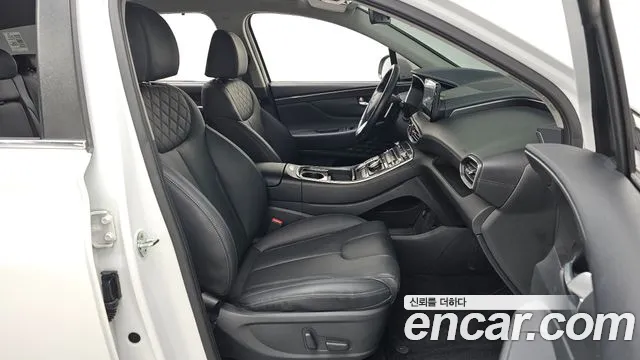 Hyundai Santafe Новый Santa Fe Бензин 2.5T 2WD — Фото автомобиля 8