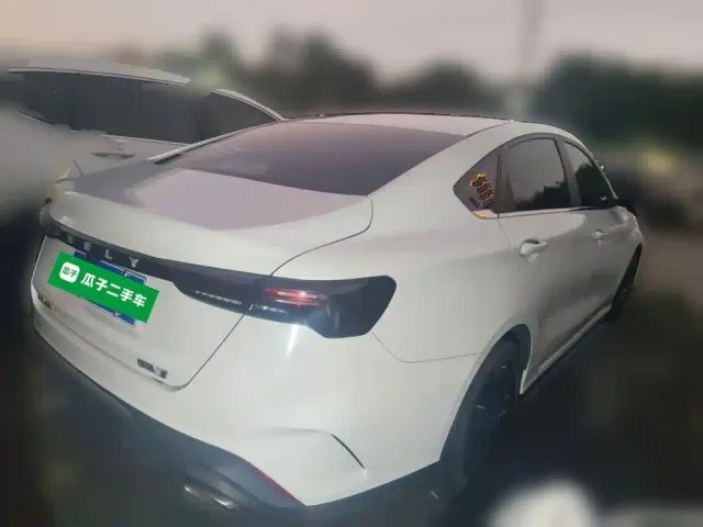 Geely Binrui — Фото автомобиля 6