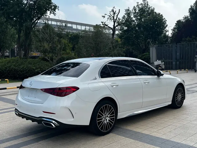 Mercedes-Benz C-Class — Фото автомобиля 17