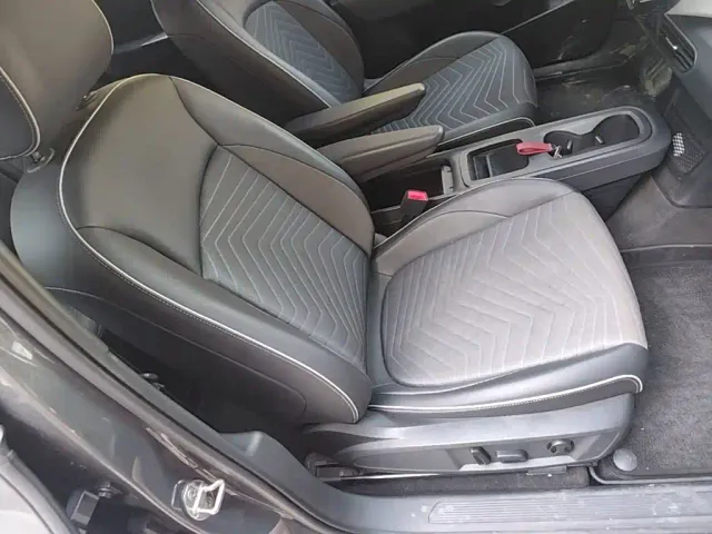 Volkswagen ID.3 — Фото автомобиля 24