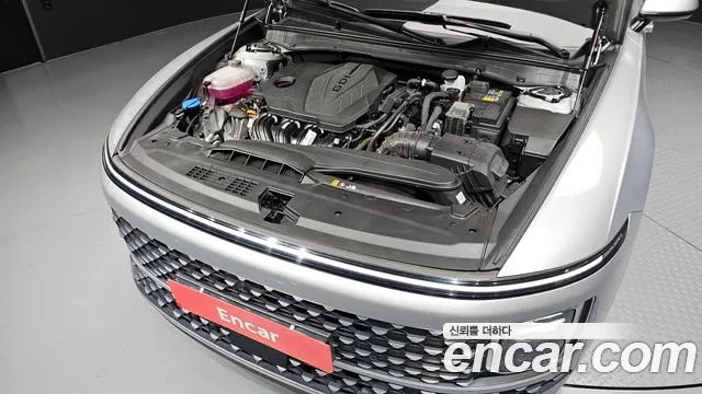 Hyundai Grandeur GN7 — Фото автомобиля 6