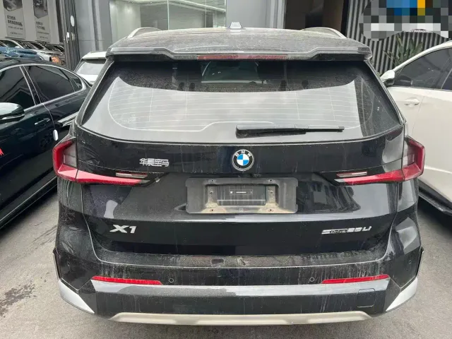 BMW X1 — Фото автомобиля 11
