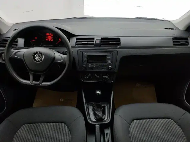 Volkswagen Santana — Фото автомобиля 12