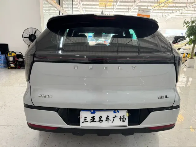Geely Boyue L — Фото автомобиля 8