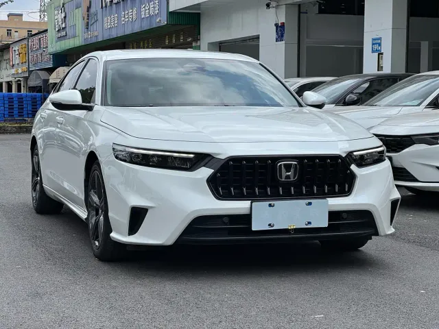 Фотография автомобиля — Honda Inspire