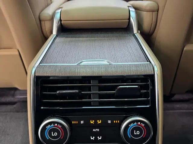 Land Rover Range Rover — Фото автомобиля 13