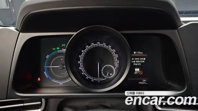 Hyundai Avante CN7 — Фото автомобиля 8