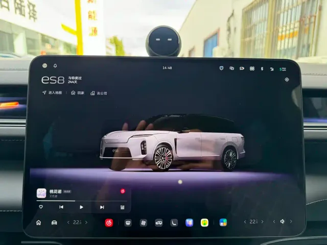 Nio ES8 — Фото автомобиля 5