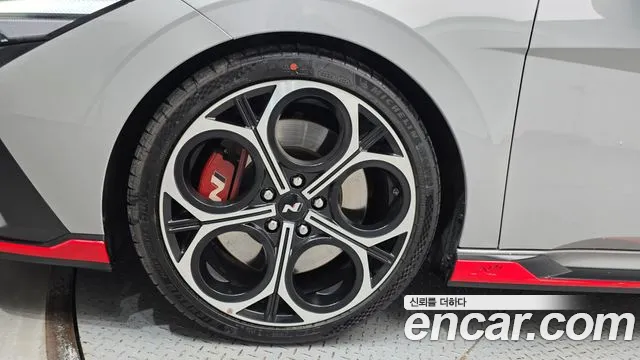 Hyundai AVANTE — Фото автомобиля 5
