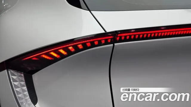 Kia EV6 — Фото автомобиля 21
